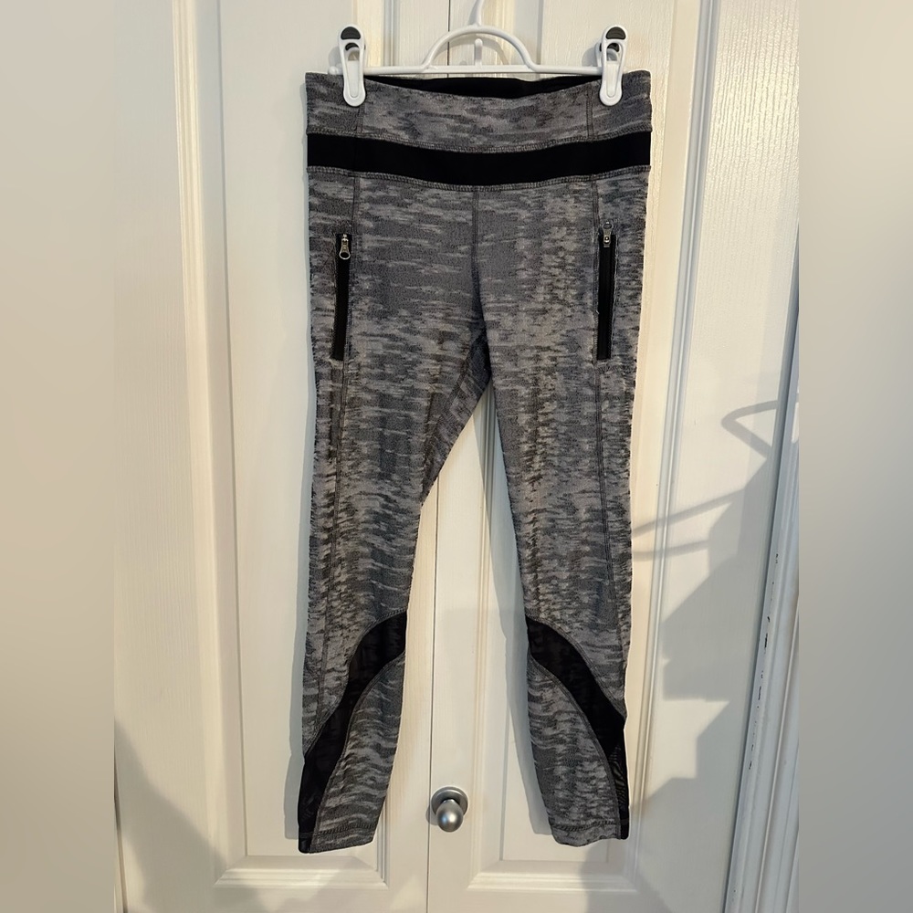 EUC Lululemon inspire right II